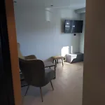 Apartman In The Middle Of The Center In A Quiet Street *