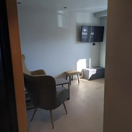 Apartament In The Middle Of The Center In A Quiet Street *